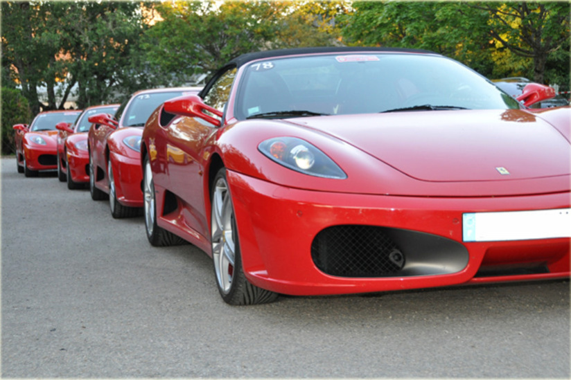 Red Horse Meeting Ferrari à La Grande Motte