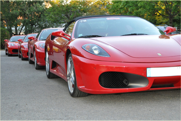 Red Horse Meeting Ferrari à La Grande Motte