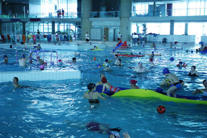 Dimanche Antigone Piscine