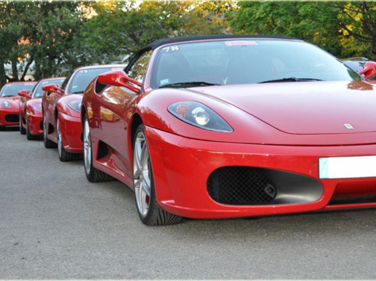 Red Horse Meeting Ferrari à La Grande Motte