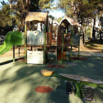 Aires de jeux extérieures gratuites pour les enfants sur Montpellier et en Métropole