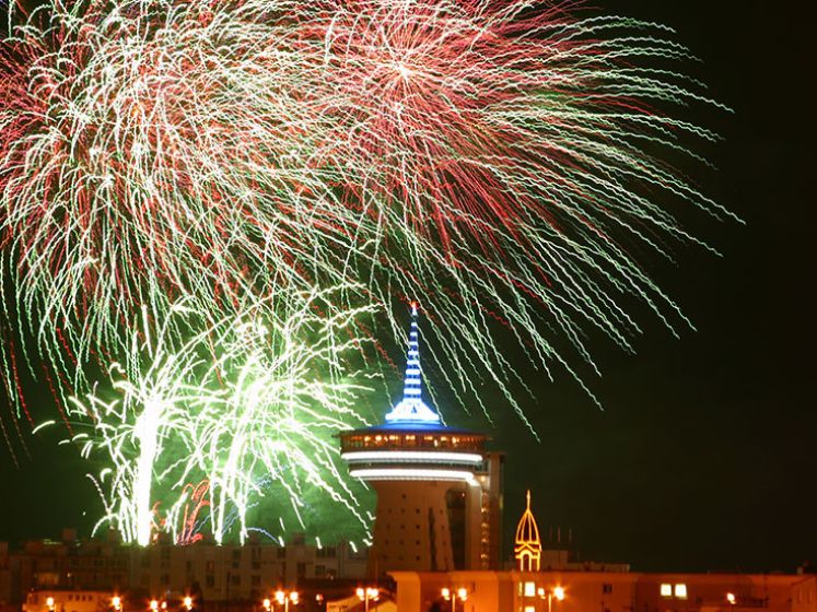 14 Juillet 15 Aout Les Feux D Artifice A Montpellier Et Dans L Herault