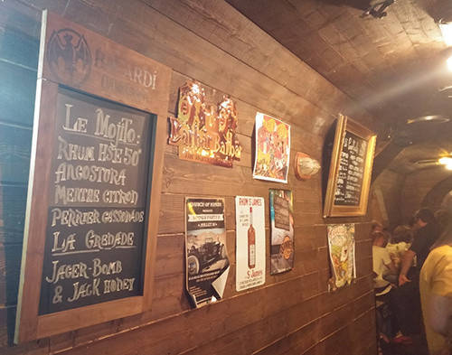 La Taverne du Perroquet, une rhumerie au rythme du reggae