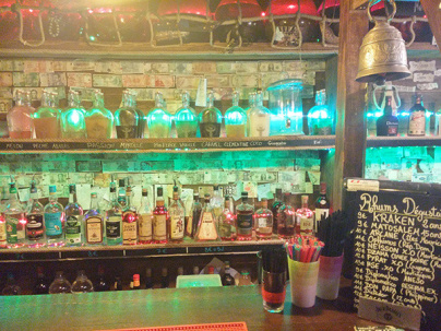 La Taverne du Perroquet, une rhumerie au rythme du reggae