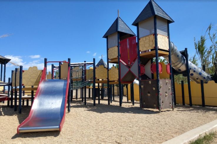 Aires de jeux extérieures gratuites pour les enfants sur Montpellier et en Métropole